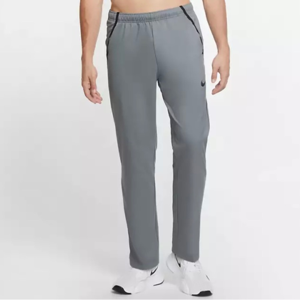 Nike pants men’s medium